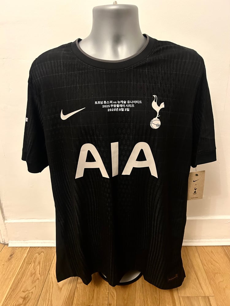 Image of PRE ORDER: NEW Tottenham Hotspur “SON 7” 2025/26 Away Vaporknit Shirt, Korean Tour (XL)