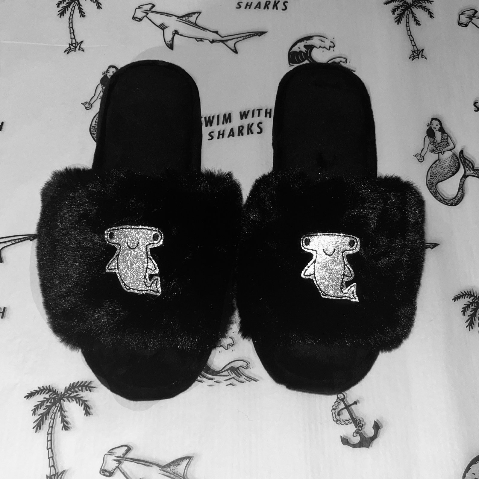 Hammerhead slippers outlet