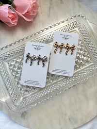 Image 1 of Silver & Gold Bows