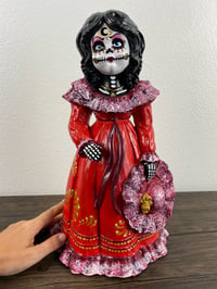 Image 14 of "Midnight Mass" - Day of the Dead Ceramic Statue - Girl with Lantern