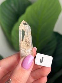 Image 10 of MINI INCLUSION QUARTZ TOWERS -BRAZIL-