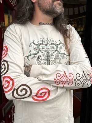 Image of ‘straight from the egg’ long sleeve shirts