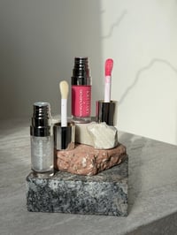 Image 2 of KRYMARY MINERAL LIP OIL