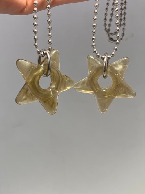 Image of champagne stars