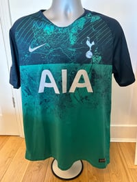 Image 2 of Tottenham Hotspur “LUCAS 27” 2018/19 Third Shirt + patches (L)