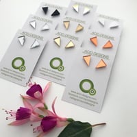 Image 1 of Náušnice / Earrings Triangle Mirror n Bnw