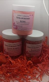 Image 6 of 🌹 Strawberry Rose Valentine’s Luxe Set – Limited Edition 💝