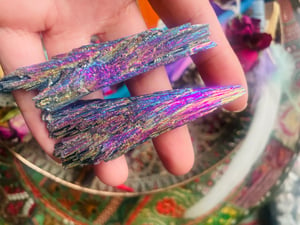 Image of Rainbow kyanite 