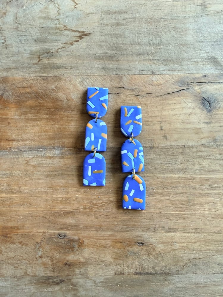 Image of Dunes in Thunder Confetti