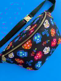 Image 2 of Un Poco Loco Belt Bag