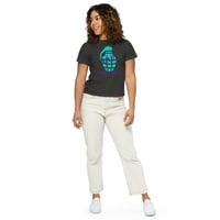 Image 5 of w.a.r. Women’s high-waisted t-shirt
