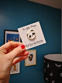 Image 2 of Pin's Panda