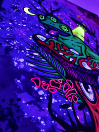 Image 4 of 👽 THIRD EYE FROG PRINT 👽