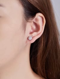 Image 2 of Round Brilliant Iced Out 925S & VVS Moissanite Diamond Stud Earring