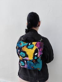 Image 1 of MOCHILA pequeña PAVO MULTI