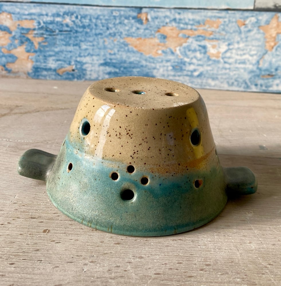 Baby berry bowl