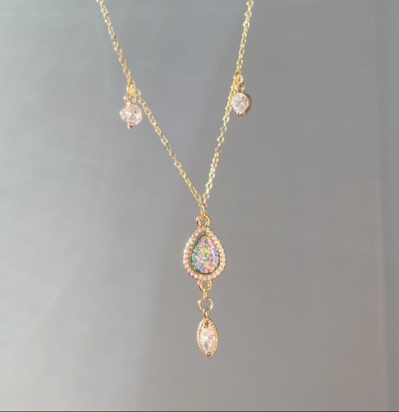 Image of ✨Teardrop Glowing Green Shimmer Necklace✨
