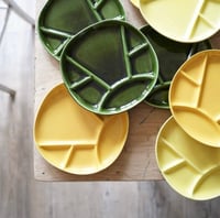 Image 2 of Assiette à fondue Longchamp verte ou jaune