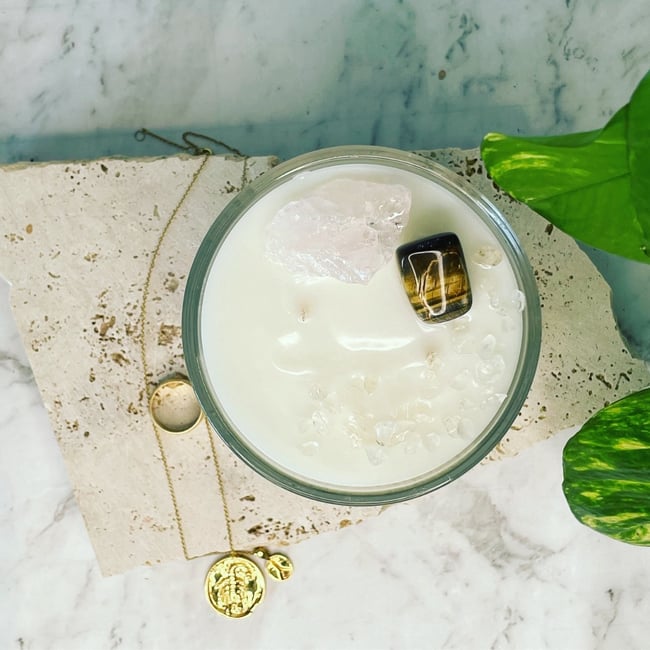 Zodiac Crystal Infused Candle 450g - TAURUS  **ONLY 10 AVAILABLE**