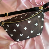 Image 1 of Mouse Toss Belt Bag