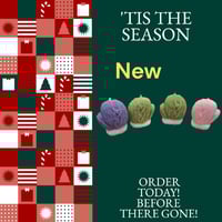Image 1 of Christmas Mittens tealights & Melts