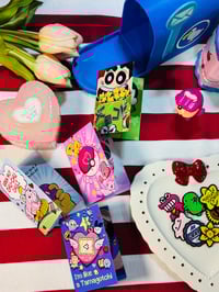 Image 1 of Tarjetas Regalo con Pines 💕