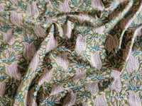 Image 1 of Namaste fabric vert lys roses