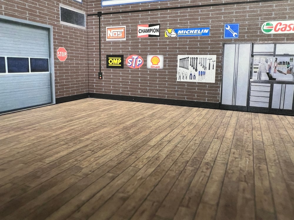 WOOD LOGO GARAGE