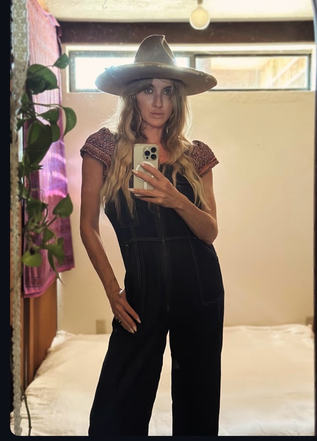 early 1970s space dyed knit flutter sleeve crop top