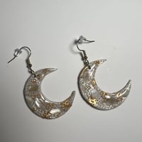 Image 1 of Crescent Moon - Mother of Pearl