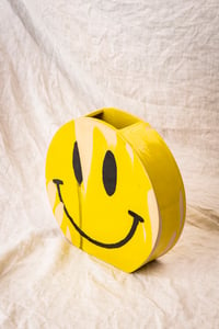 Image 1 of Smiley circular vase - large