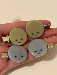 Image 2 of SMISKI HAIRCLIPS