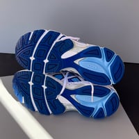 Image 4 of  size: us7.5 uk5.5 eu39 cm24.5