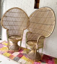 Image 2 of Fauteuil Emmanuelle 