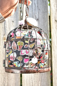 Image 1 of YUMMIE BIRD CAGES