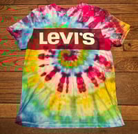 Image 1 of Levi Rainbow