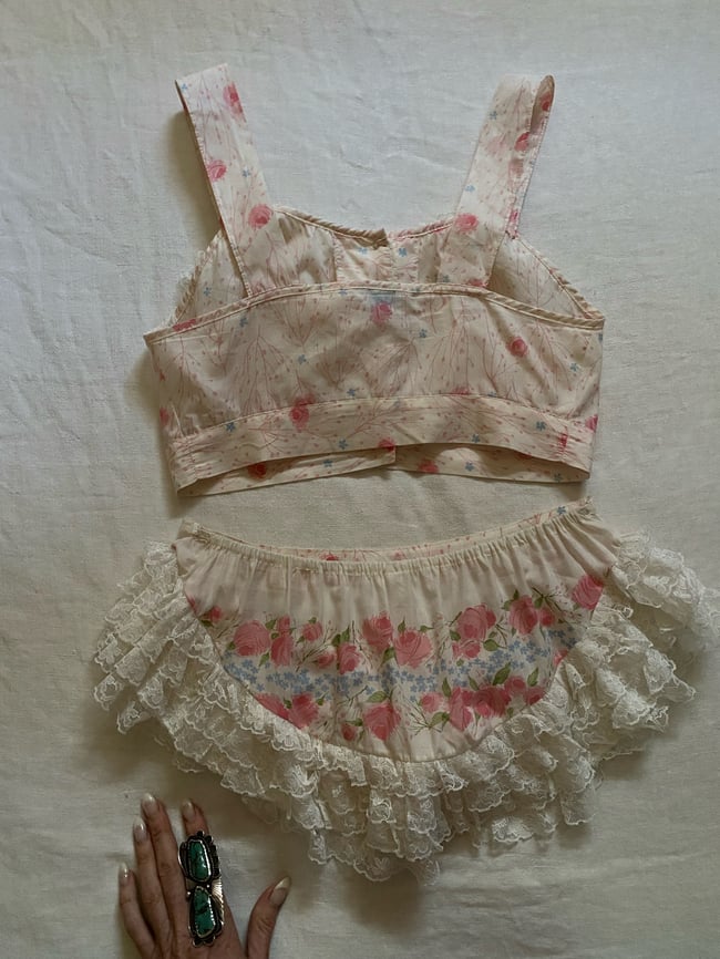 60s frilly floral set