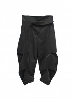 Image of ÆNRMÒUS - Cropped Ninja Pants II (Black)