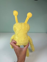 Image 5 of Weighted Multi Eye Alien - Yellow