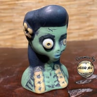 MINI WEENA WAHINE MUGLET - AWAKE ZOMBIE GREEN