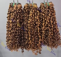 Image 4 of 100G Super VIRGIN Double Drawn Malaysian Curly bundles 12-30