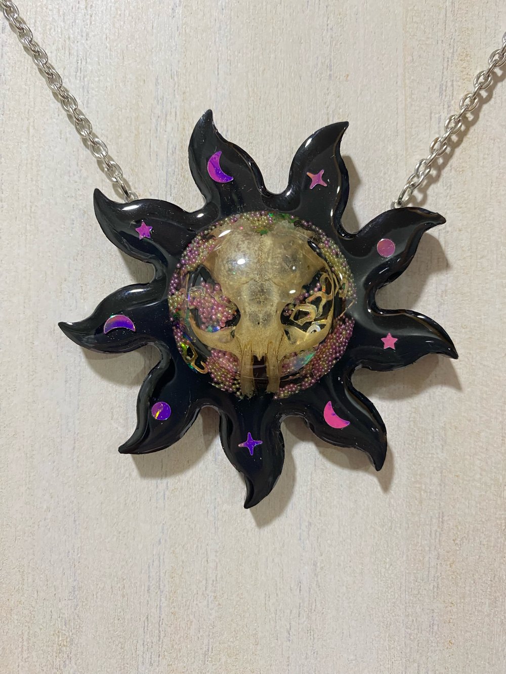 Skull Sun pendant 