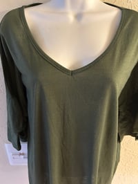 Image 6 of New 2X Jennifer Lawrence Layered Sleeve top #571*8