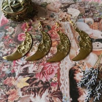 Image 5 of Vintage Gold Moon Necklace/Earrings