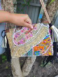 Image 8 of Chilean Bag - Black fringes and Silver strap