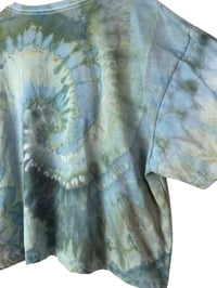 Image 7 of 2XL Crop Tee in Muted Forest Spiral Ice Dye