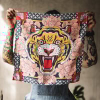 Pañoleta “Tora”