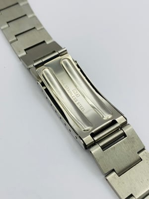 Image of vintage roamer gents stainless steel watch strap,band,bracelet n.o.s,new,1970's.(RMR-01)