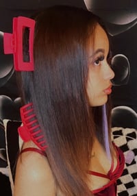 Image 5 of 2pc Red Claw Clips 