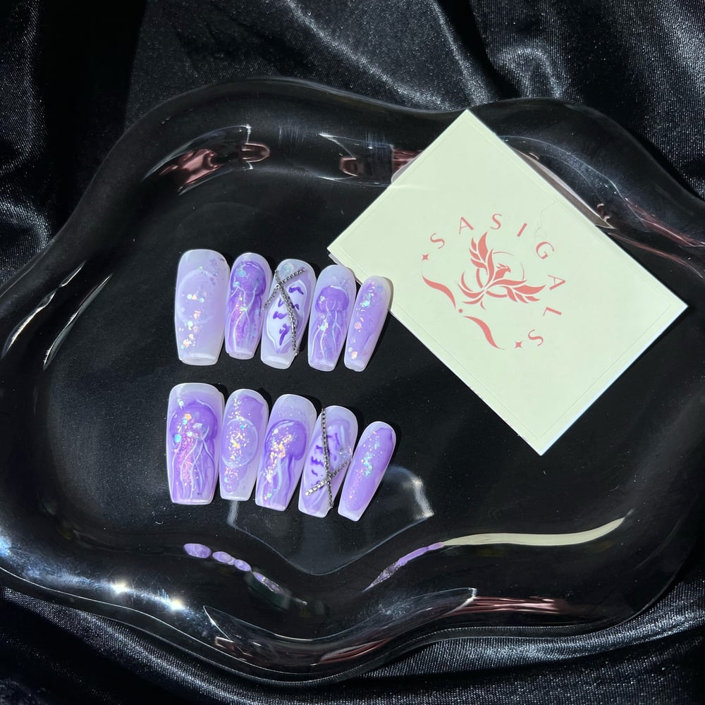 Image of Purple Jellyfish Inspired Press On Nails 
